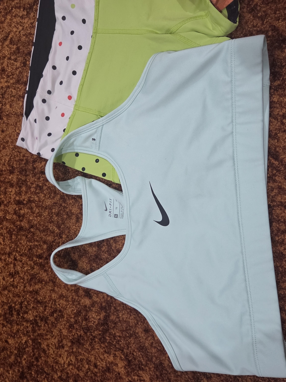 Activewear Bundle Diff Sizes - Picture 11 of 14